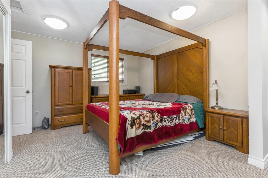 Backyard Photo of 33581 Dewdney Trunk Road, Mission, BC