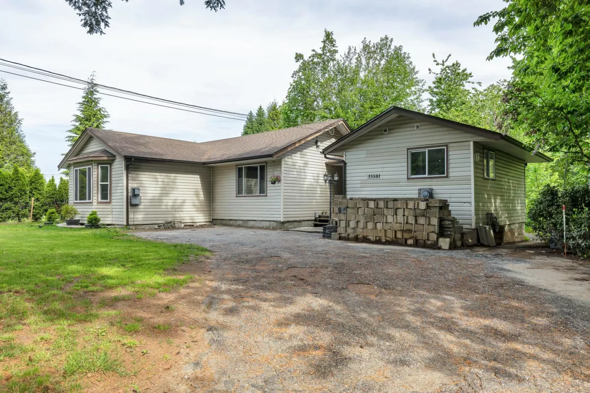 Bedroom 4 Photo of 33581 Dewdney Trunk Road, Mission, BC