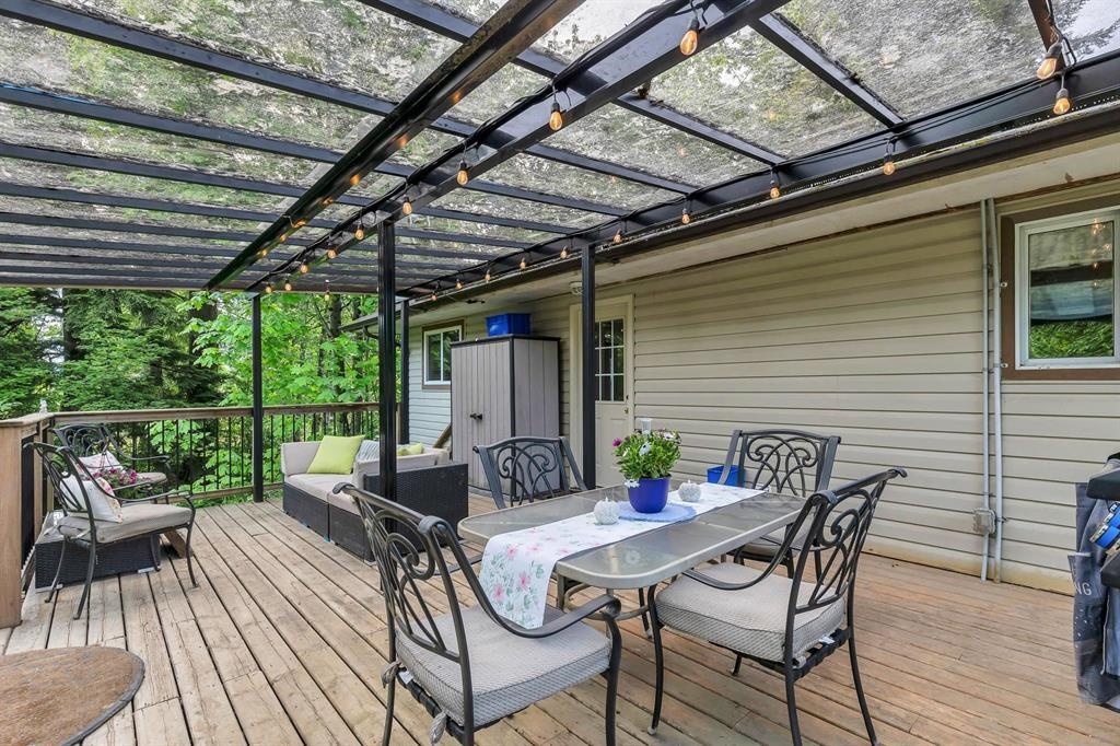 Outdoor Kitchen Photo of 33581 Dewdney Trunk Road, Mission, BC