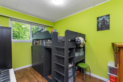 Outdoor Patio Photo of 33581 Dewdney Trunk Road, Mission, BC