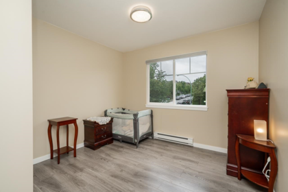 Laundry Room Photo of 14858 56a Avenue, Surrey, BC