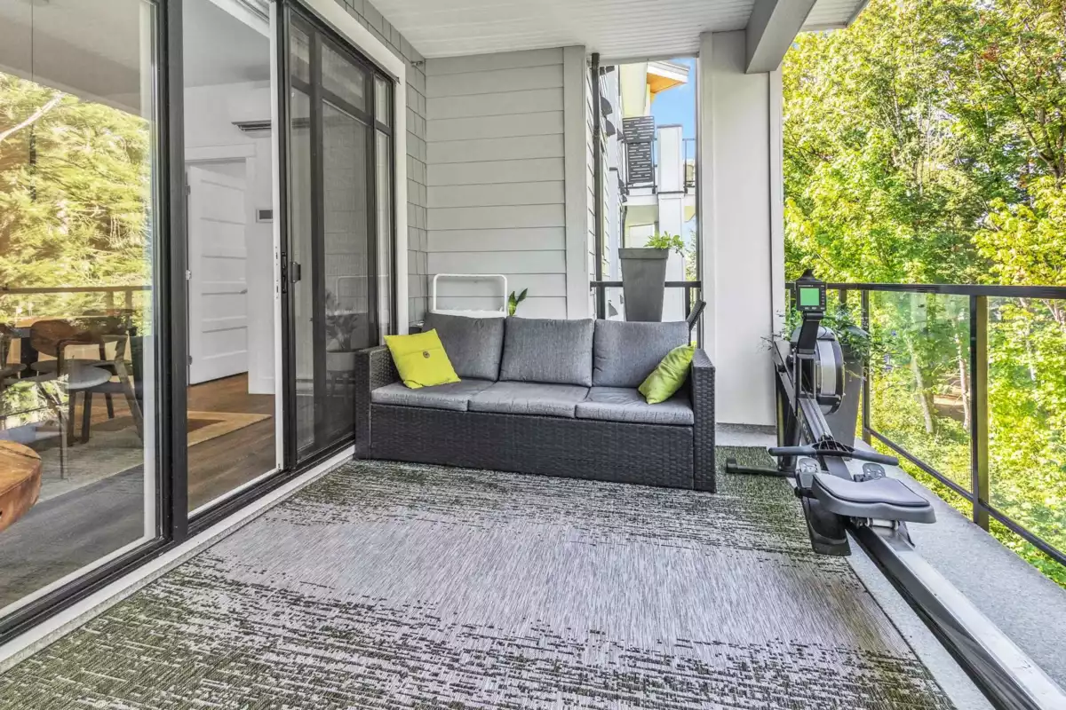 Guest Bathroom Photo of 403 5380 Tyee Lane, Chilliwack, BC