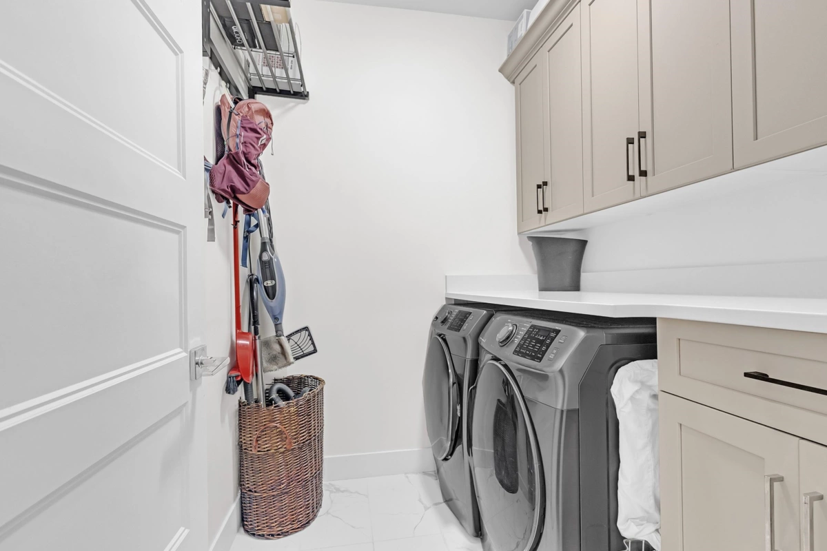 Laundry Room Photo of 403 5380 Tyee Lane, Chilliwack, BC