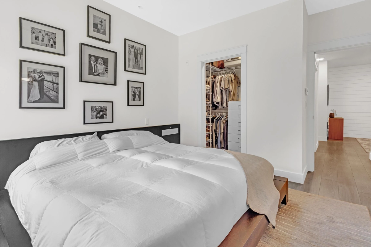 Walk-In Closet Photo of 403 5380 Tyee Lane, Chilliwack, BC