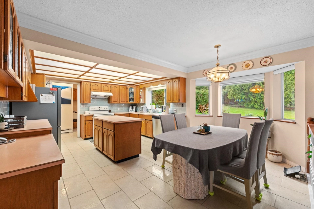 Bedroom 2 Photo of 3039 163 Street, Surrey, BC