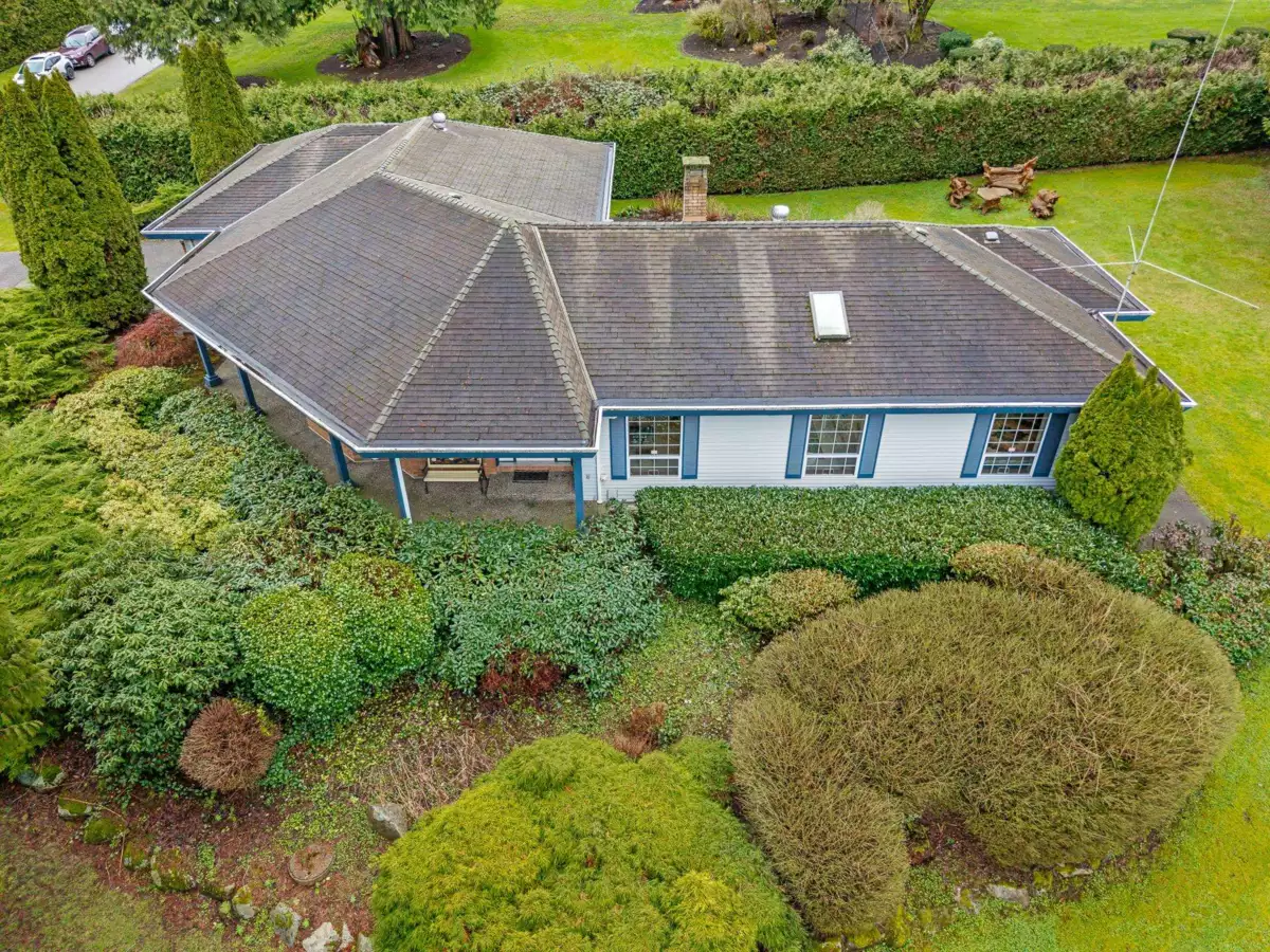 Family Room Photo of 3039 163 Street, Surrey, BC