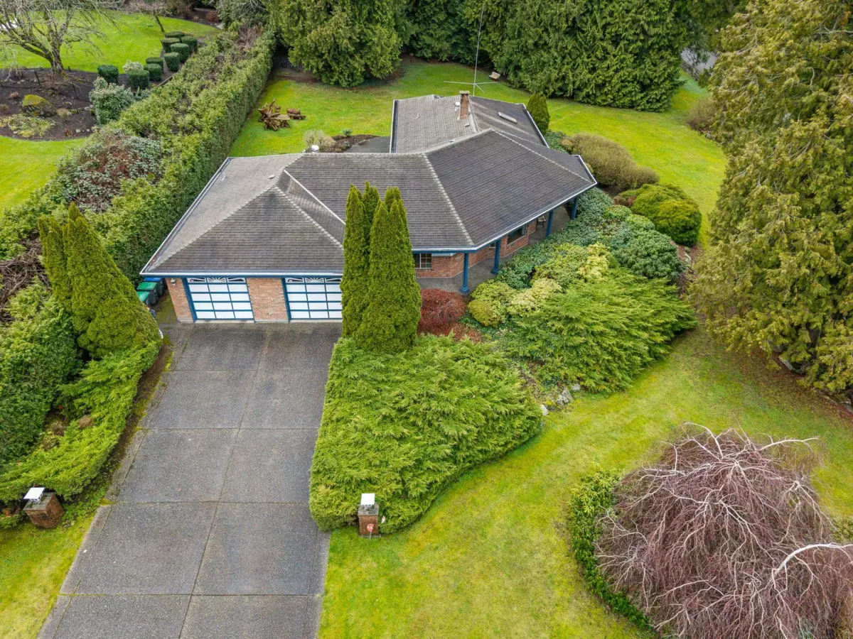 Living Room Photo of 3039 163 Street, Surrey, BC