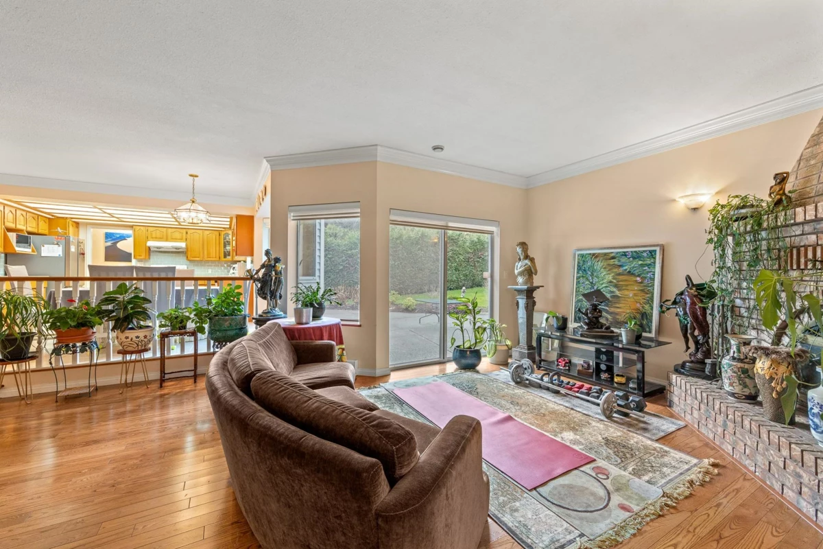 Loft / Bonus Room Photo of 3039 163 Street, Surrey, BC