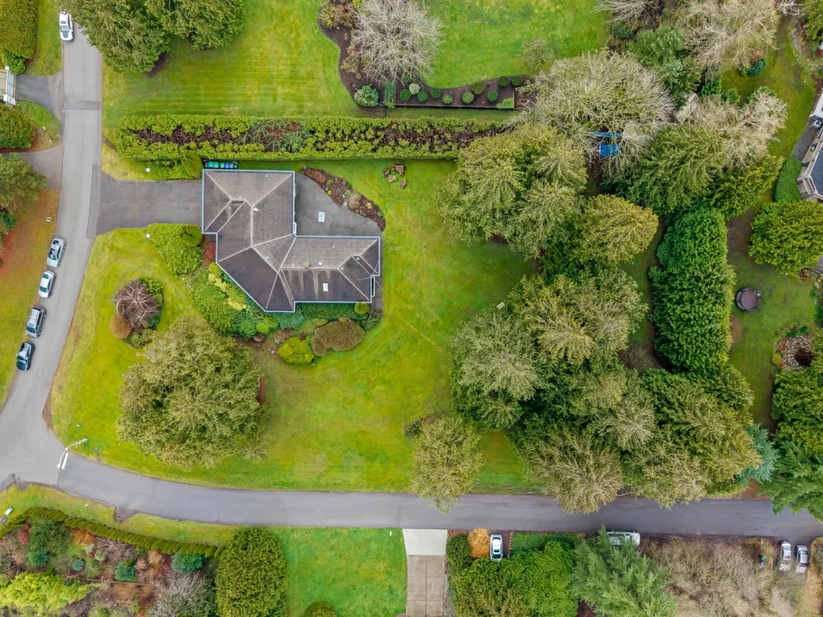 Neighborhood Park Photo Near 3039 163 Street, Surrey, BC