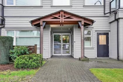 404 22858 Lougheed Highway, Maple Ridge, BC