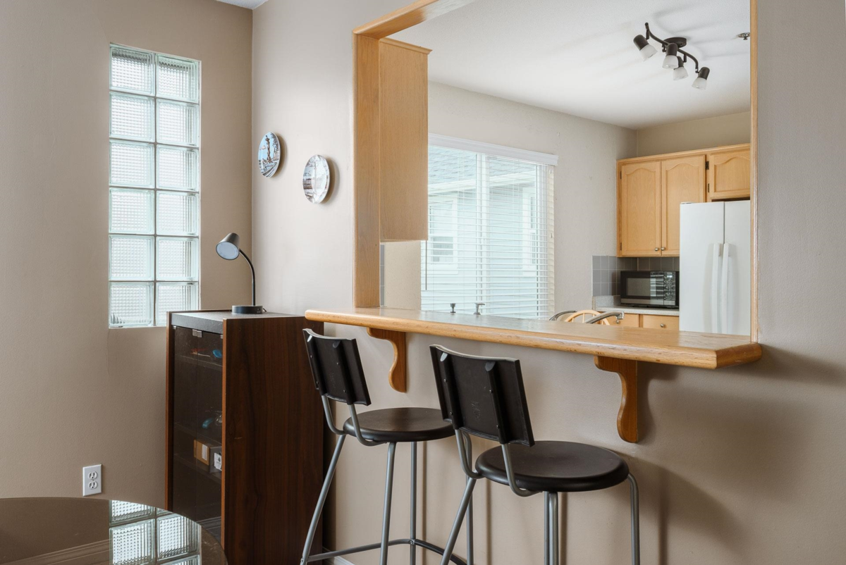 Office / Den Photo of 205 4988 47a Avenue, Delta, BC