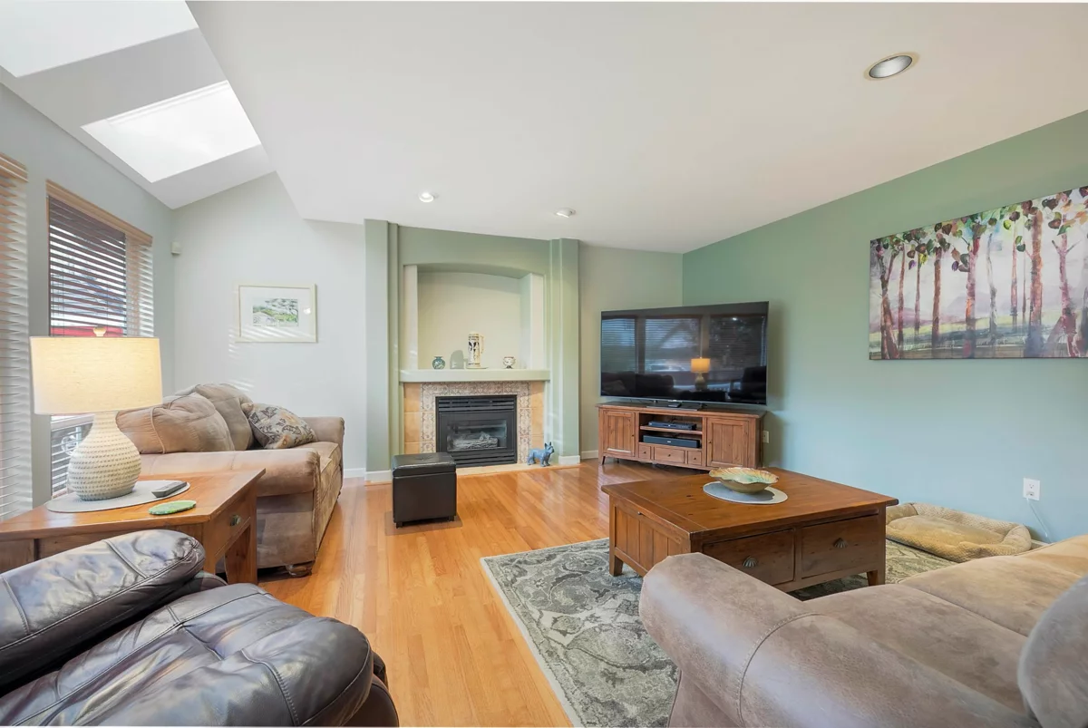 Bedroom 2 Photo of 4411 Benz Crescent, Langley, BC