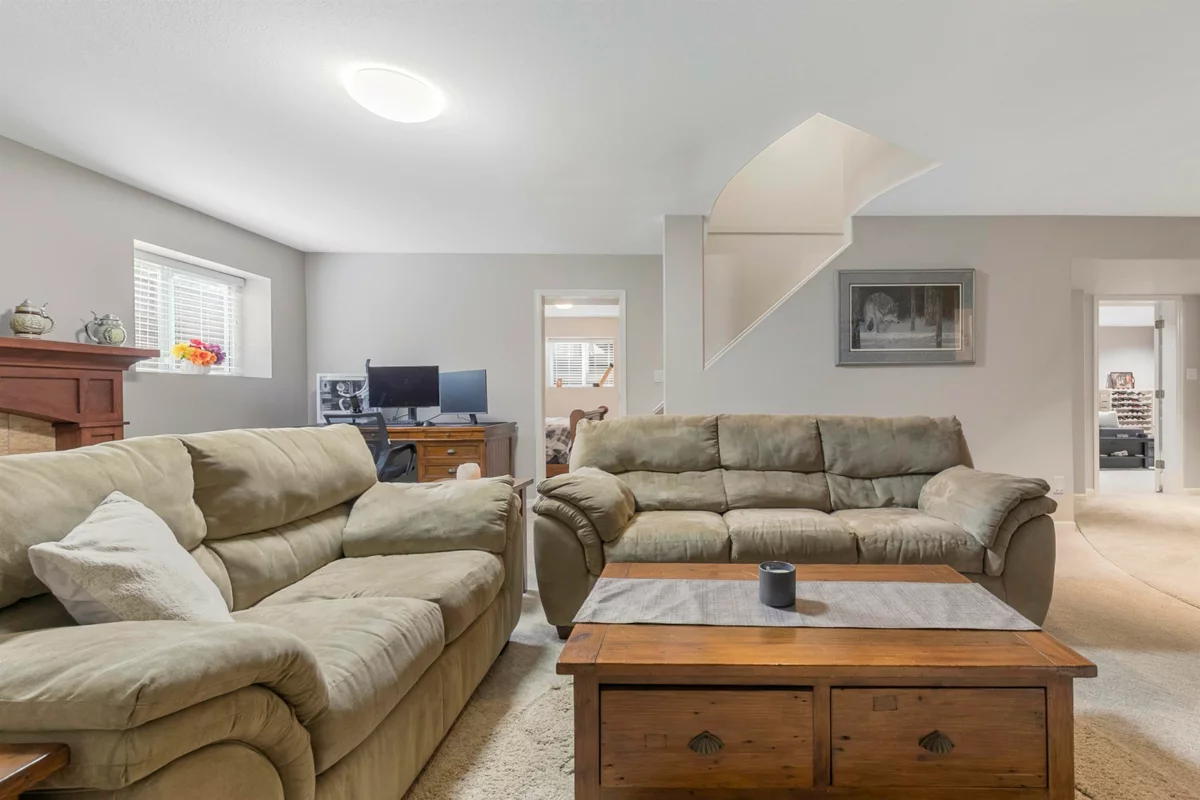 Hot Tub / Spa Photo of 4411 Benz Crescent, Langley, BC