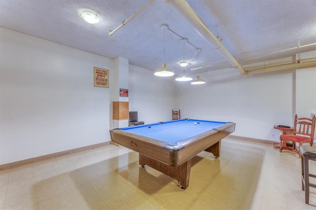 Street View Photo of 1301 2004 Fullerton Avenue, North Vancouver, BC