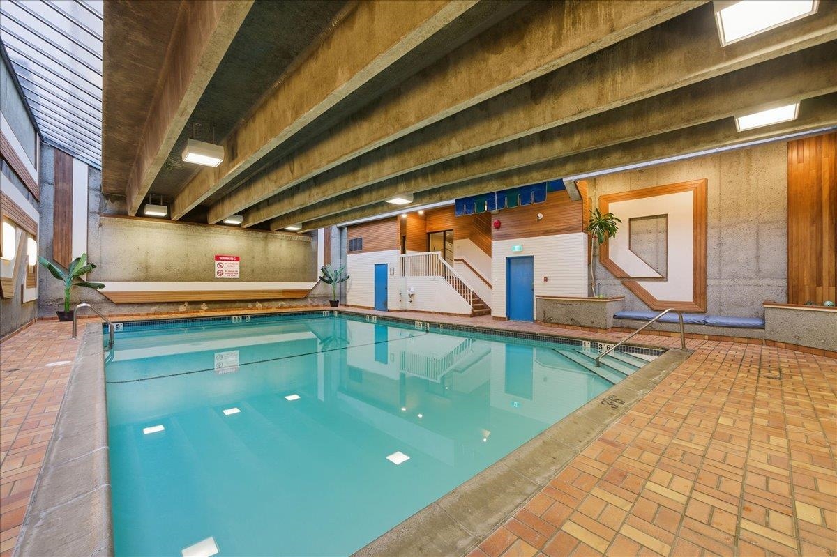 Swimming Pool Photo of 1301 2004 Fullerton Avenue, North Vancouver, BC