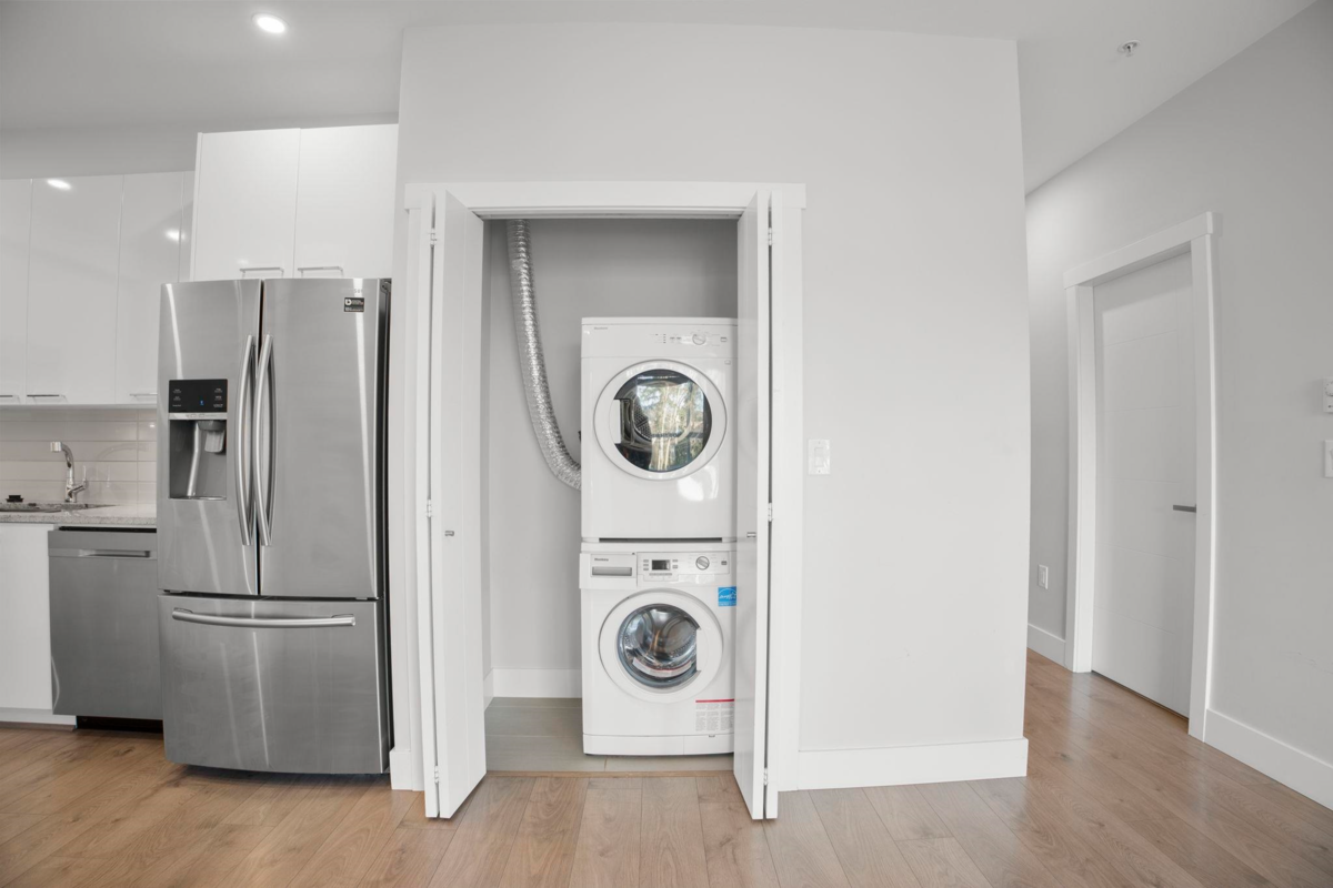 Backyard Photo of 306 22315 122 Avenue, Maple Ridge, BC