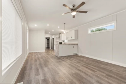 Hallway Photo of 4 44565 Monte Vista Drive, Chilliwack, BC