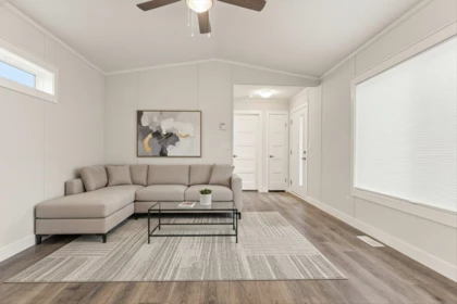 Walk-In Closet Photo of 4 44565 Monte Vista Drive, Chilliwack, BC
