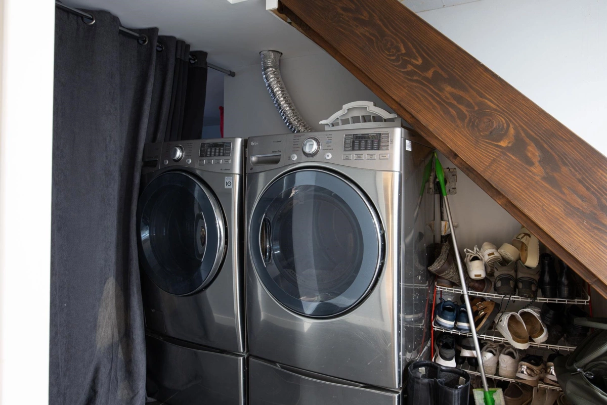 Garden / Landscaping Photo of 524 Second Street, New Westminster, BC