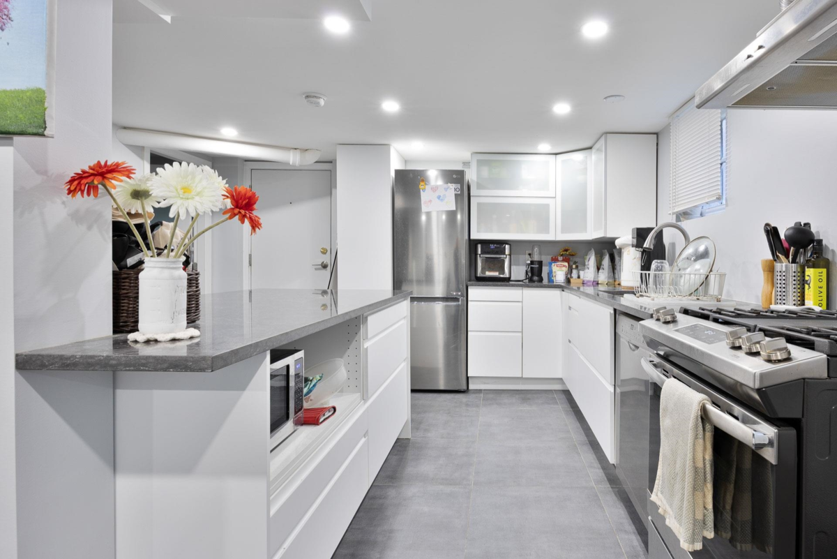 Staircase Photo of 524 Second Street, New Westminster, BC