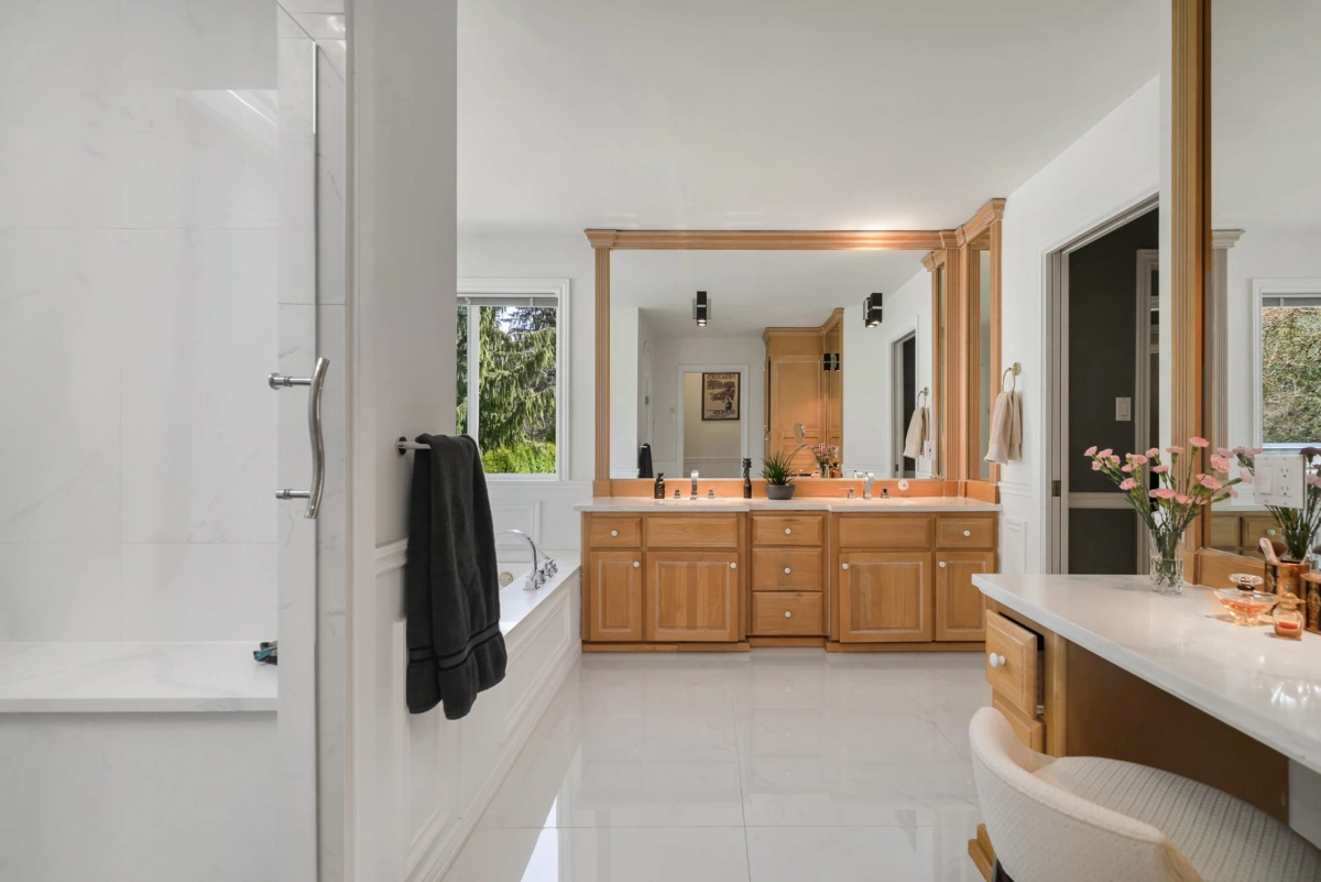 Laundry Room Photo of 7942 145 Street, Surrey, BC