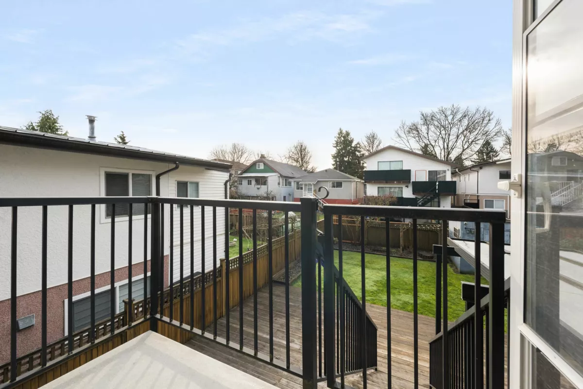 Walk-In Closet Photo of 3136 E 47th Avenue, Vancouver, BC