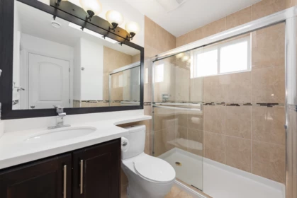 Mudroom Photo of 3136 E 47th Avenue, Vancouver, BC