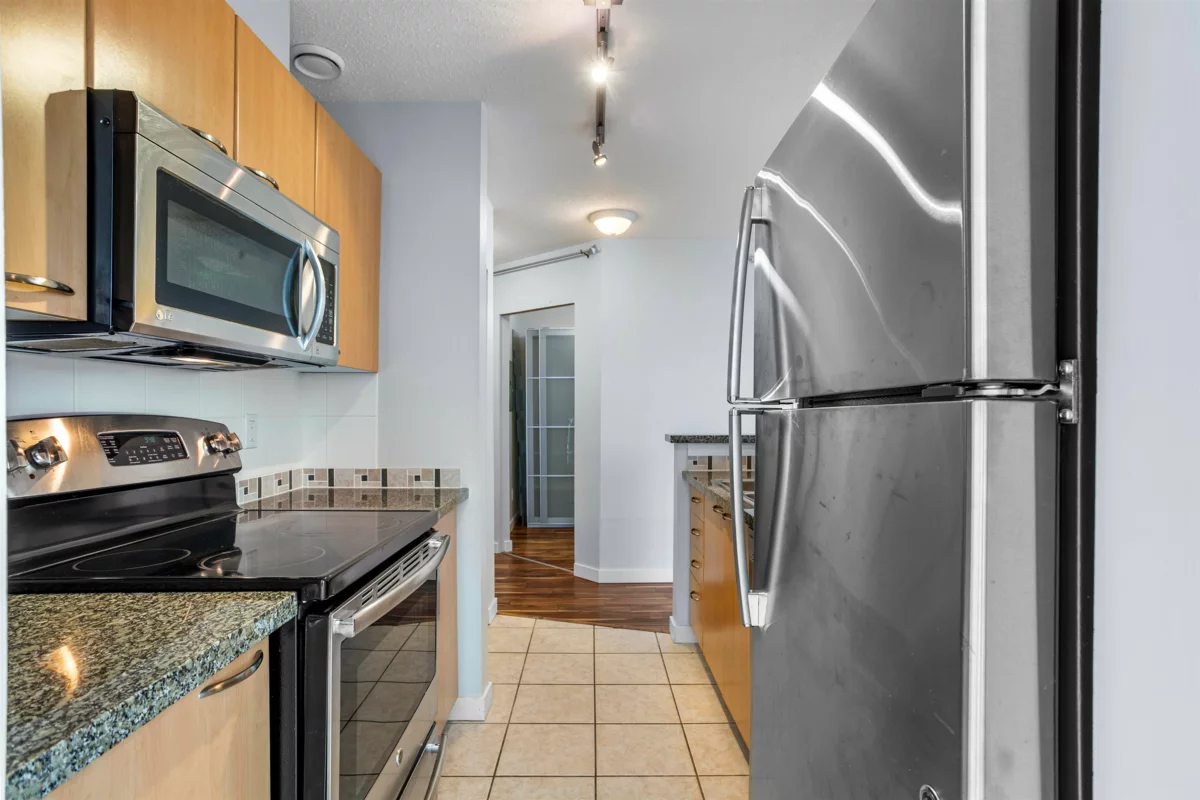 Dining Area Photo of 1506 1420 W Georgia Street, Vancouver, BC
