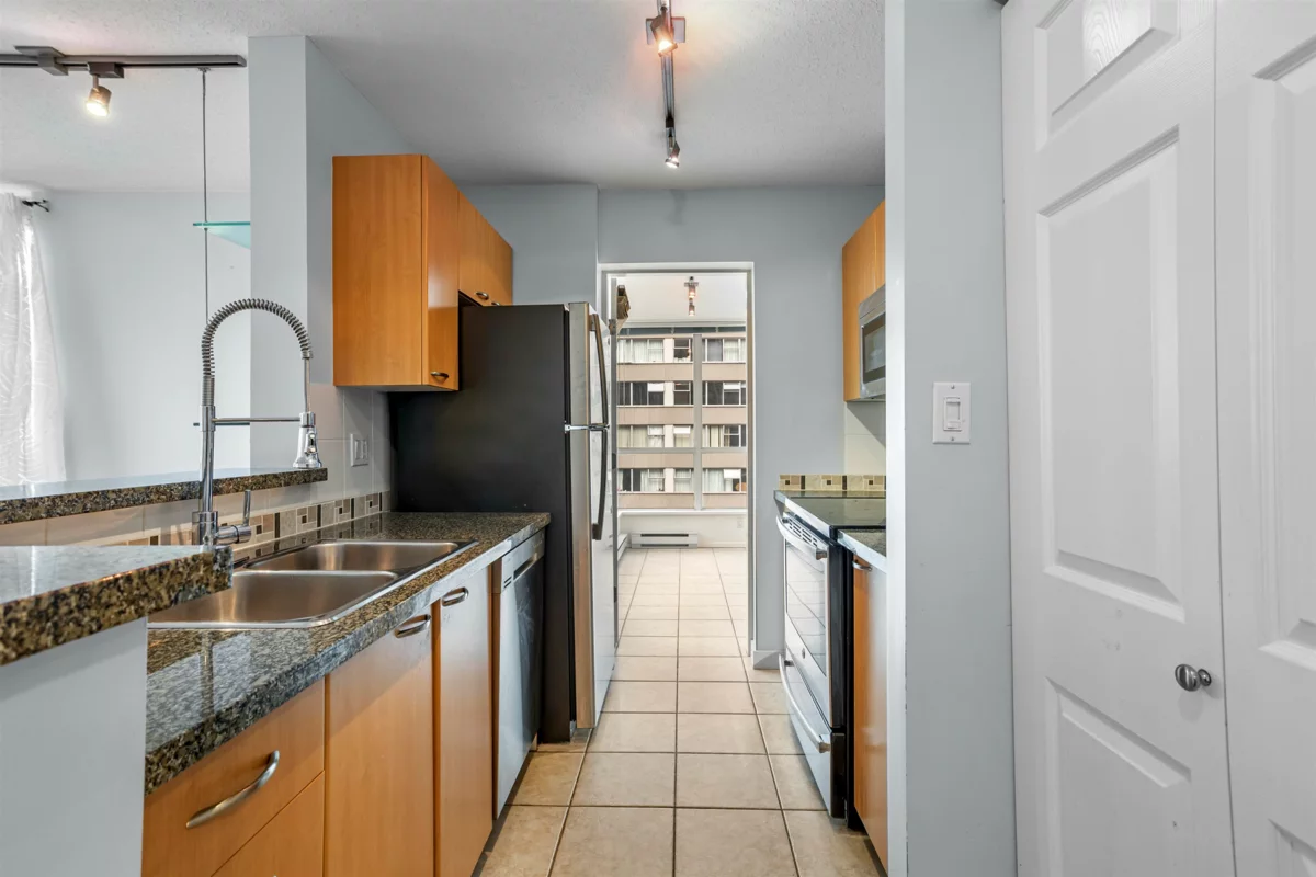 Family Room Photo of 1506 1420 W Georgia Street, Vancouver, BC