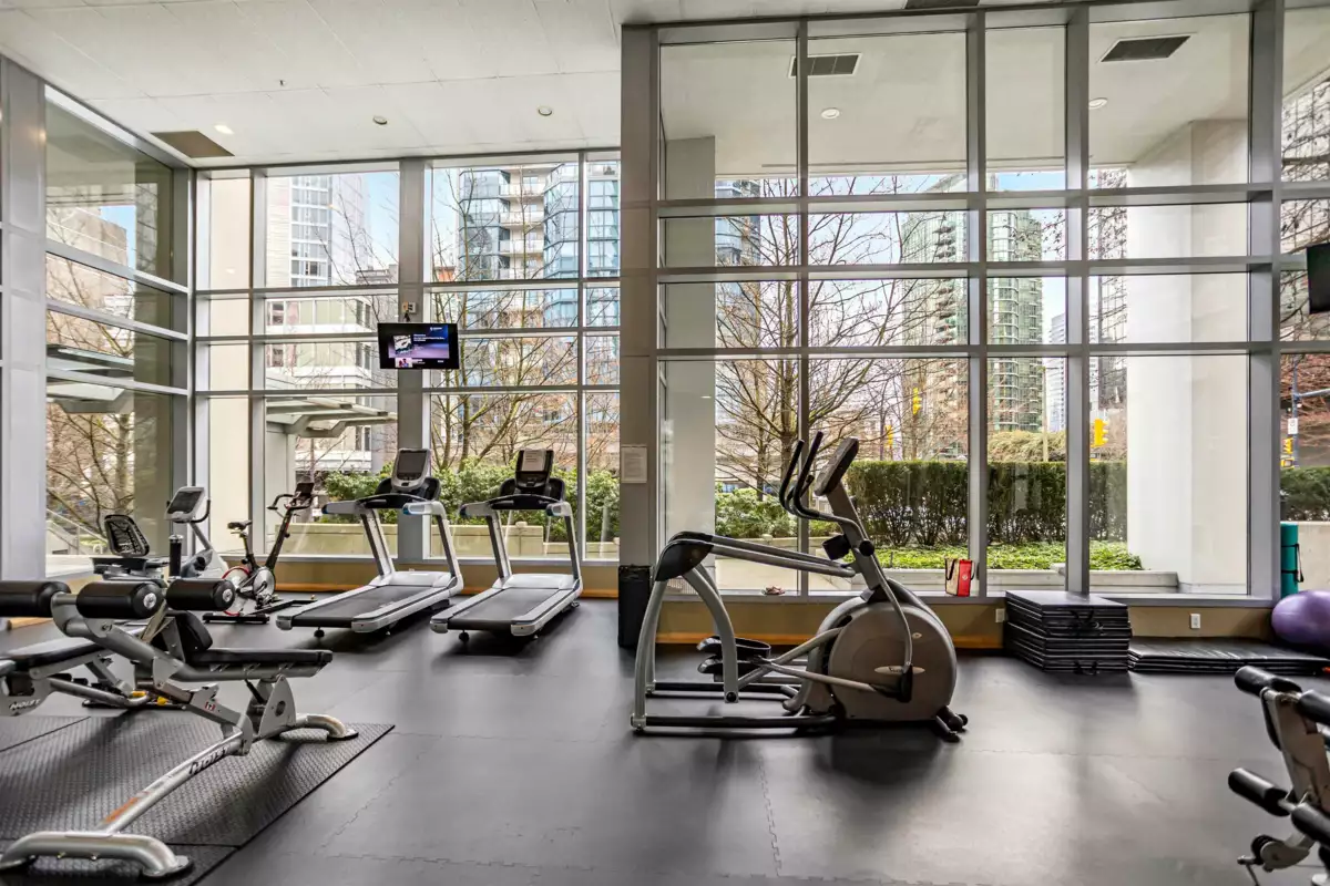 Laundry Room Photo of 1506 1420 W Georgia Street, Vancouver, BC