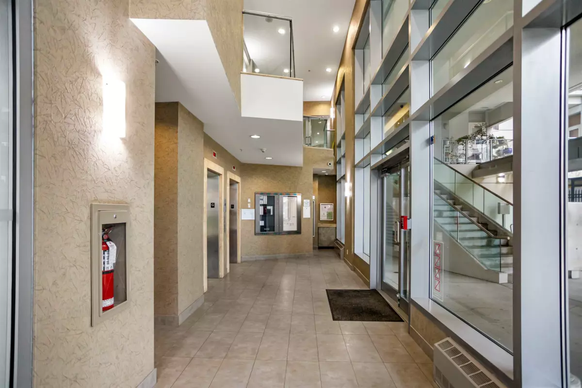 Loft / Bonus Room Photo of 1506 1420 W Georgia Street, Vancouver, BC