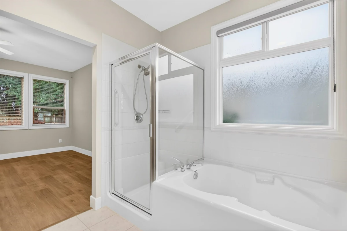 Hallway Photo of 148 19639 Meadow Gardens Way, Pitt Meadows, BC