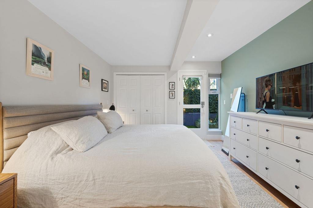 Basement Recreation Room Photo of 2 1214 W 7th Avenue, Vancouver, BC