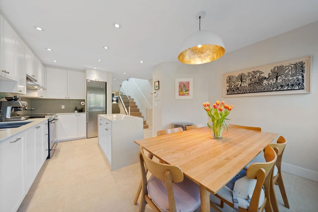 Breakfast Nook Photo of 2 1214 W 7th Avenue, Vancouver, BC