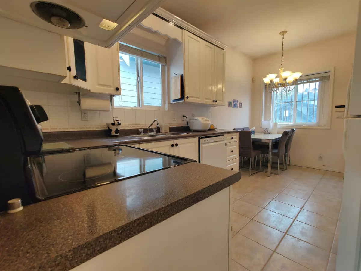 Pantry Photo of 3461 William Street, Vancouver, BC