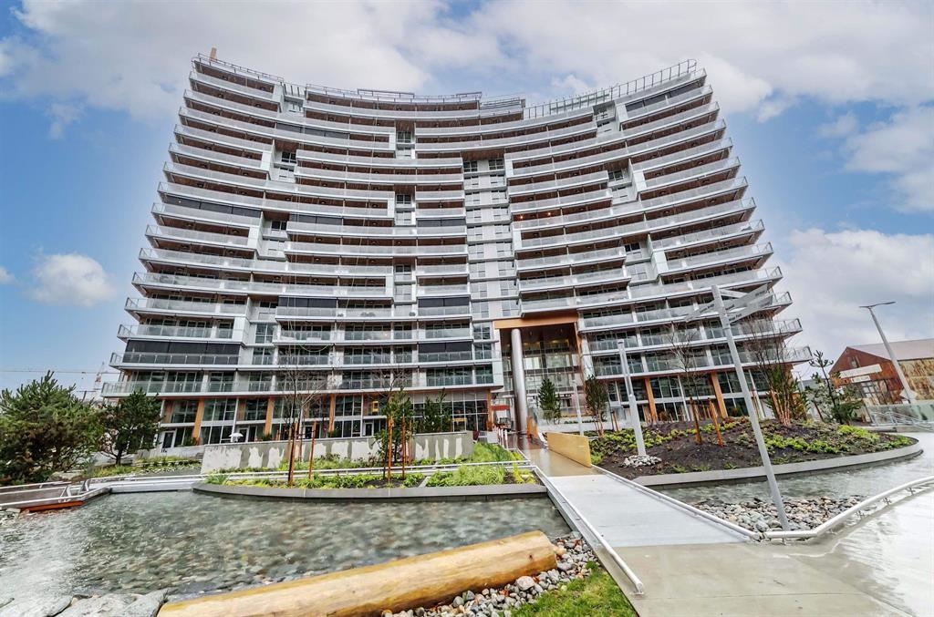 Front Yard Photo of 208 W 1st Avenue, Vancouver, BC