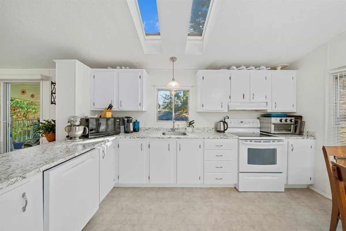 Primary Bathroom Photo of 41 10221 Wilson Street, Mission, BC