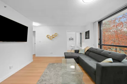 305 977 Mainland Street, Vancouver, BC, Vancouver — Apartment/Condo for sale