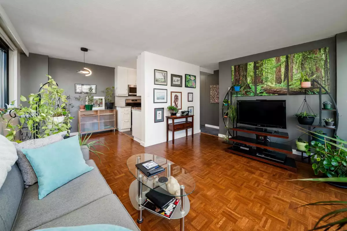 Family Room Photo of 308 1330 Harwood Street, Vancouver, BC