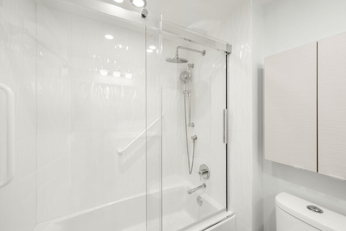 Backyard Photo of 804 71 Jamieson Court, New Westminster, BC