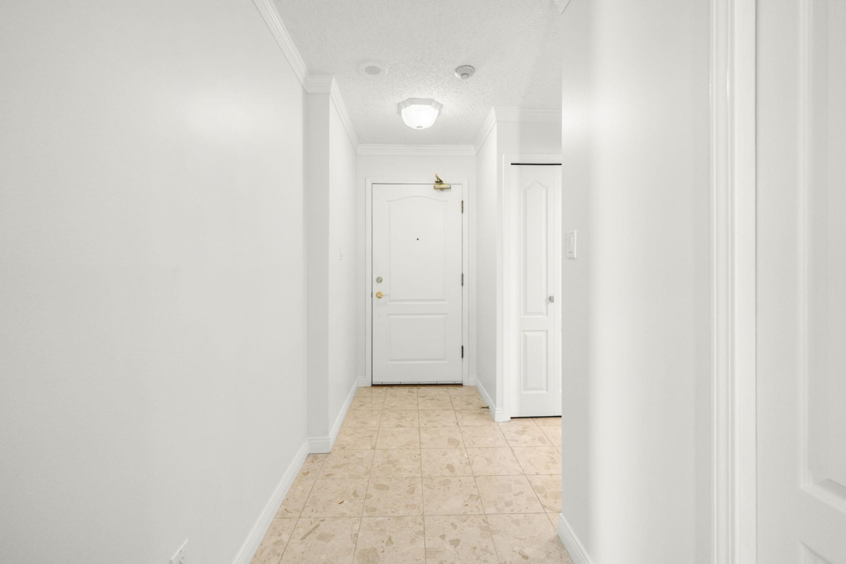 Front Yard Photo of 804 71 Jamieson Court, New Westminster, BC