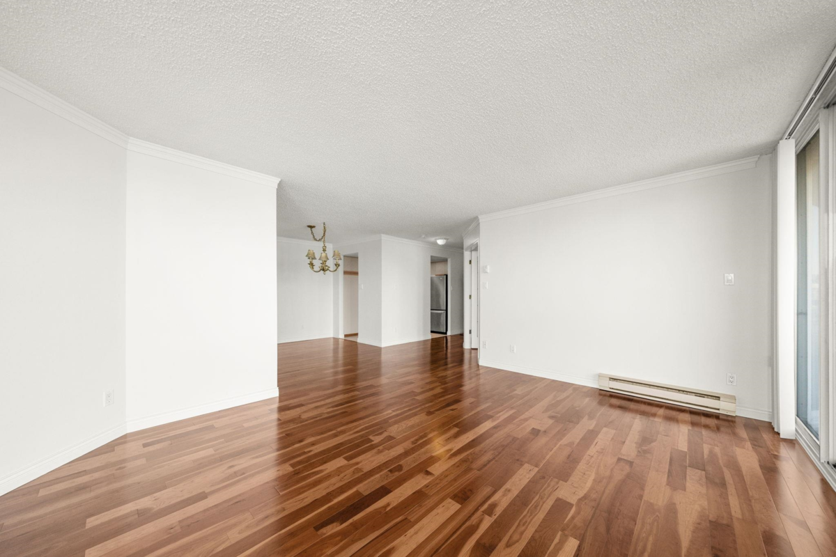 Kitchen Island Photo of 804 71 Jamieson Court, New Westminster, BC