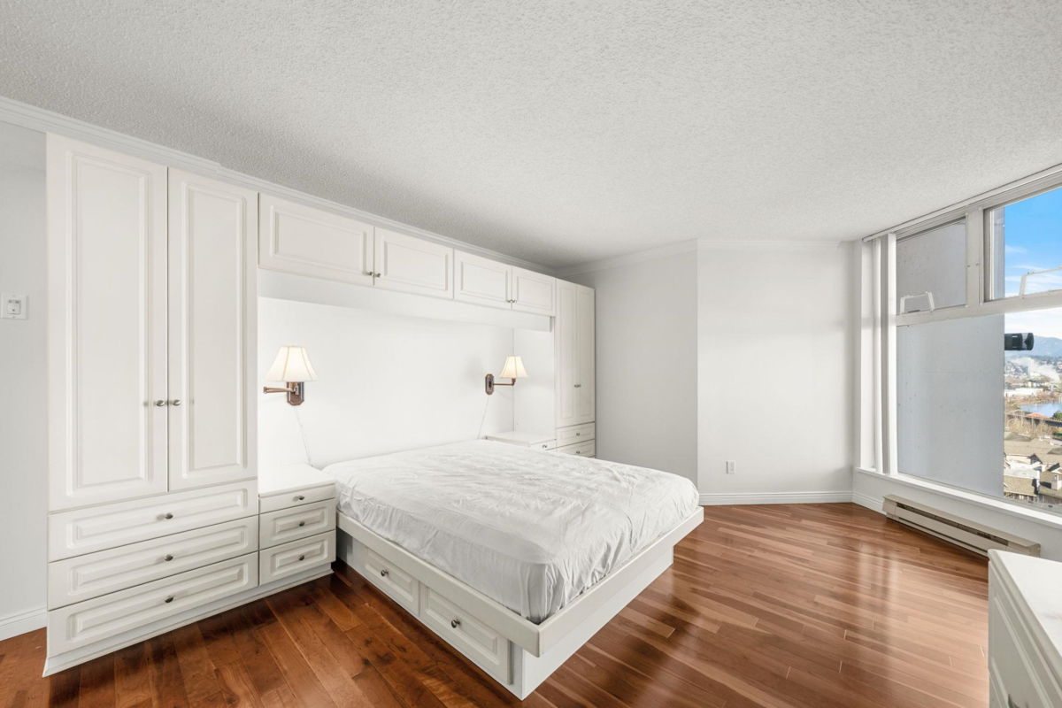 Laundry Room Photo of 804 71 Jamieson Court, New Westminster, BC