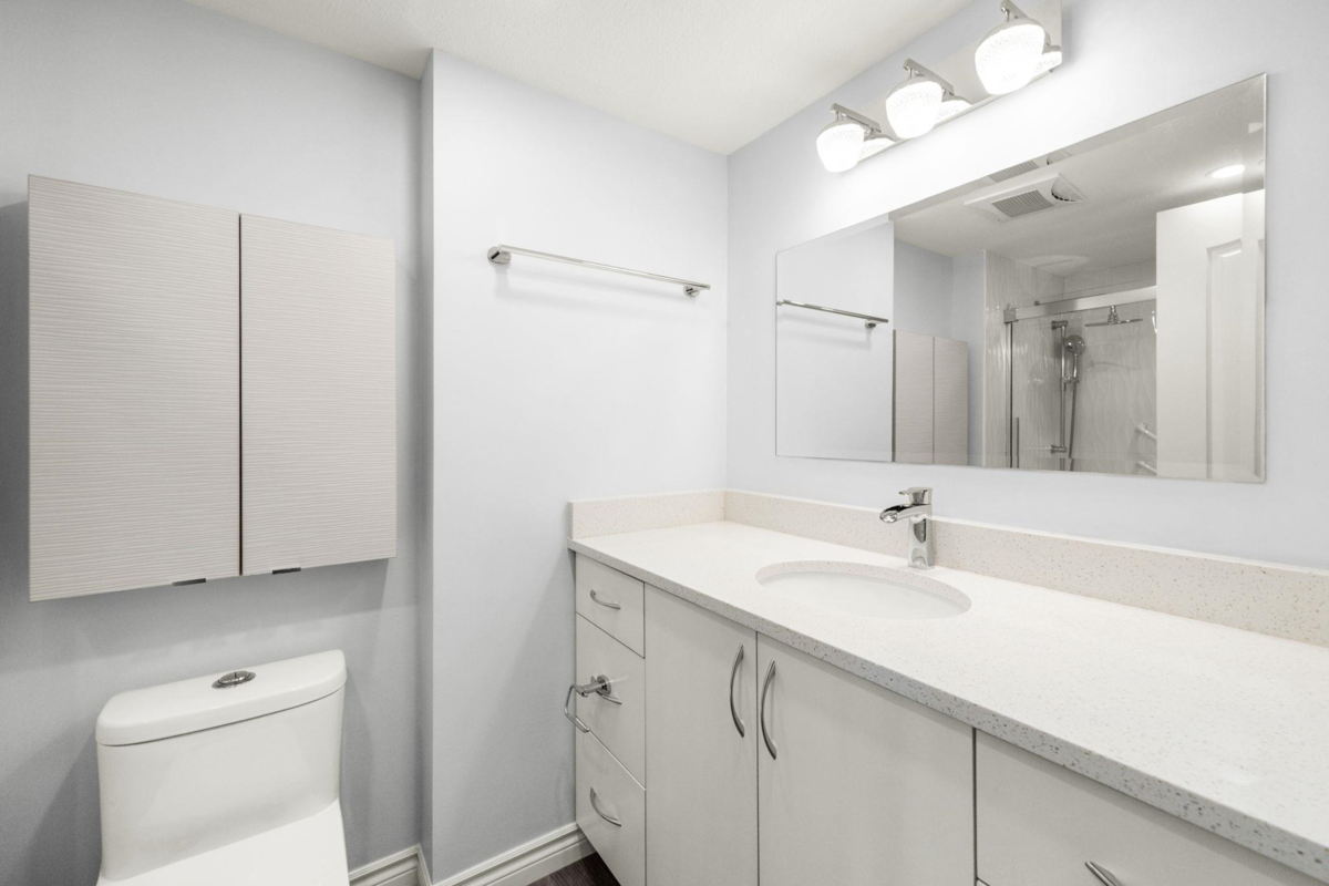 Outdoor Deck Photo of 804 71 Jamieson Court, New Westminster, BC