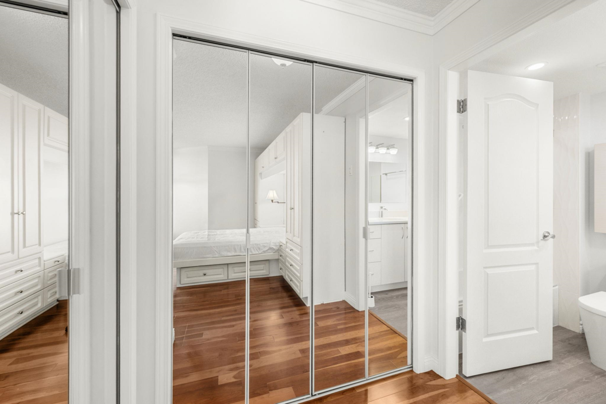 Outdoor Patio Photo of 804 71 Jamieson Court, New Westminster, BC