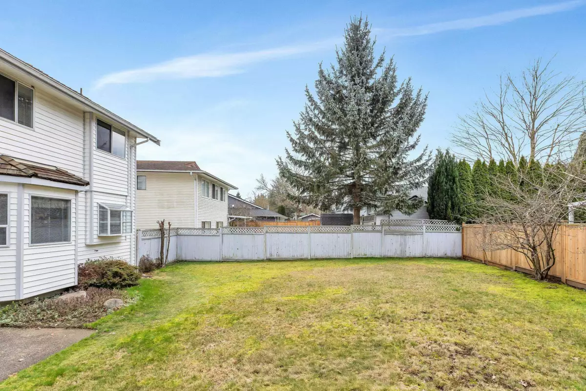 Backyard Photo of 1921 155 Street, Surrey, BC