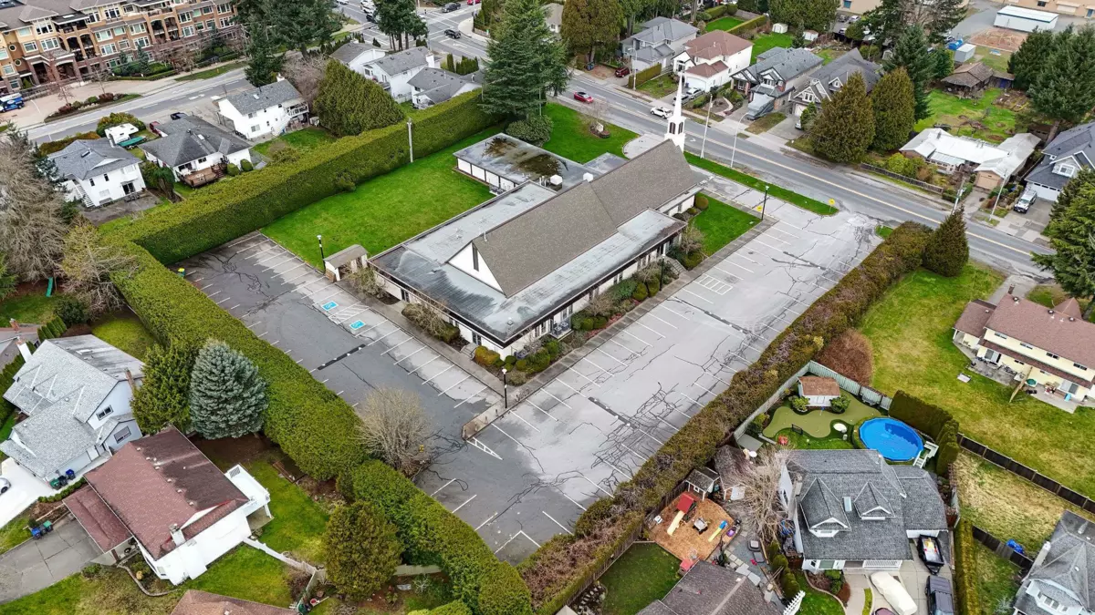 Swimming Pool Photo of 1921 155 Street, Surrey, BC