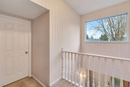 Laundry Room Photo of 1921 155 Street, Surrey, BC