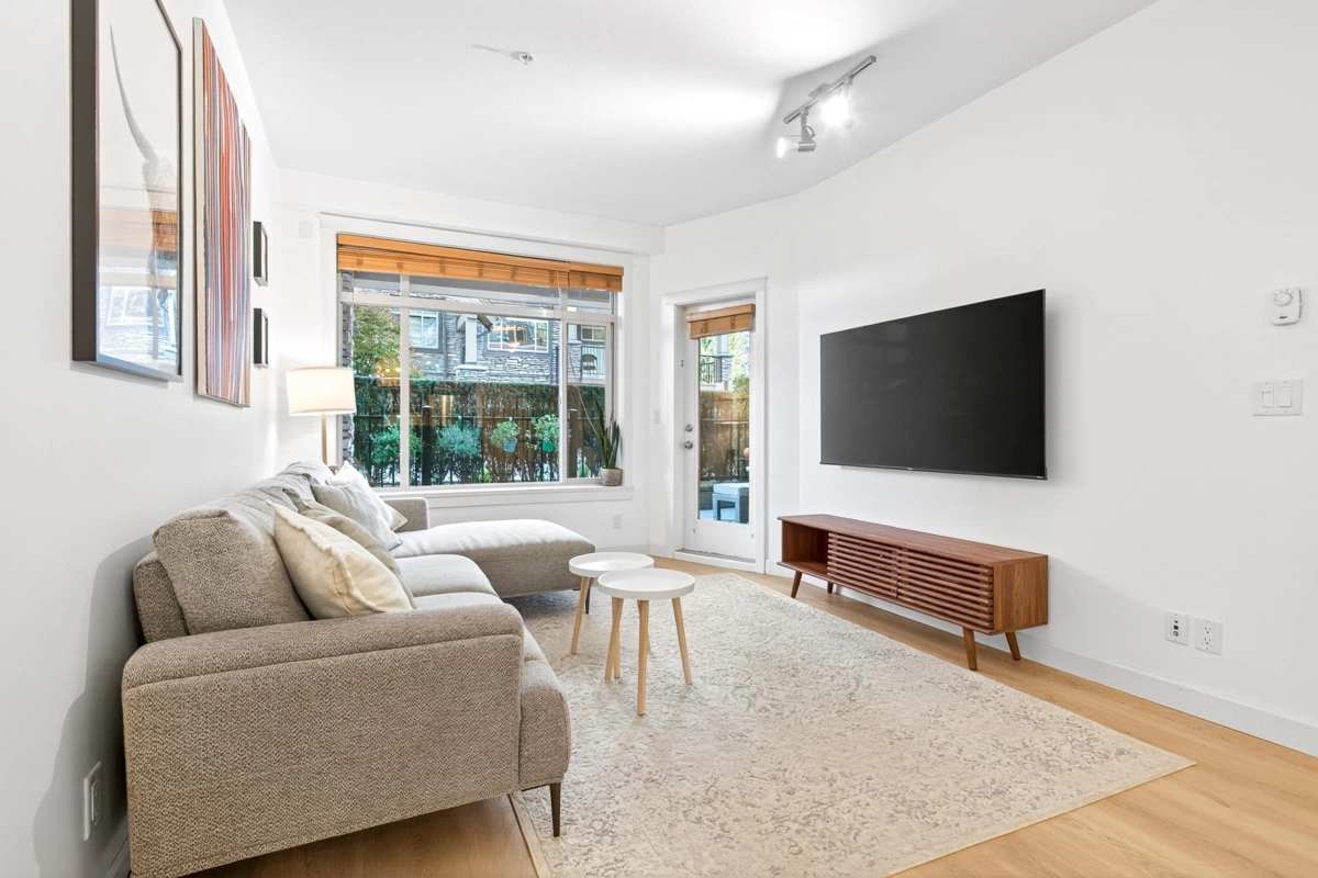 Kitchen Photo of 139 8288 207a Street, Langley, BC