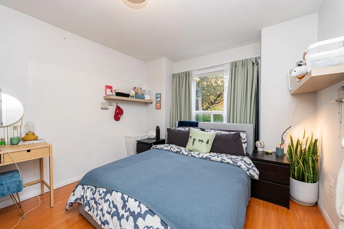 Hallway Photo of 10132 156 Street, Surrey, BC